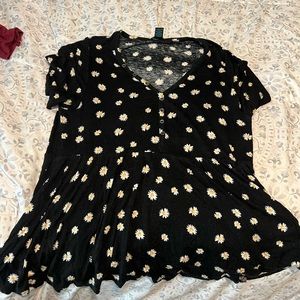Rue 21 Sunflower low cut shirt